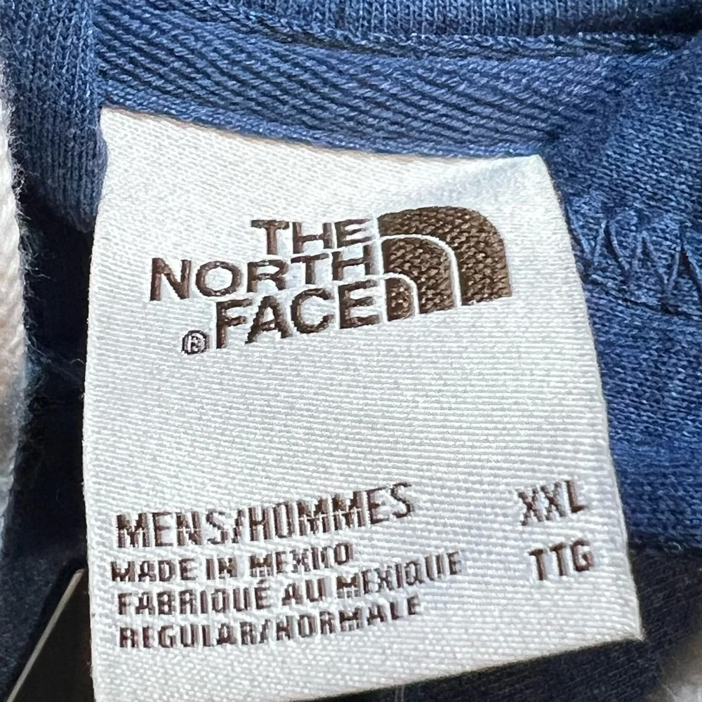 The North Face men’s Hoodie size XXL Blue Patch Logo Pullover‎ Standard Fit